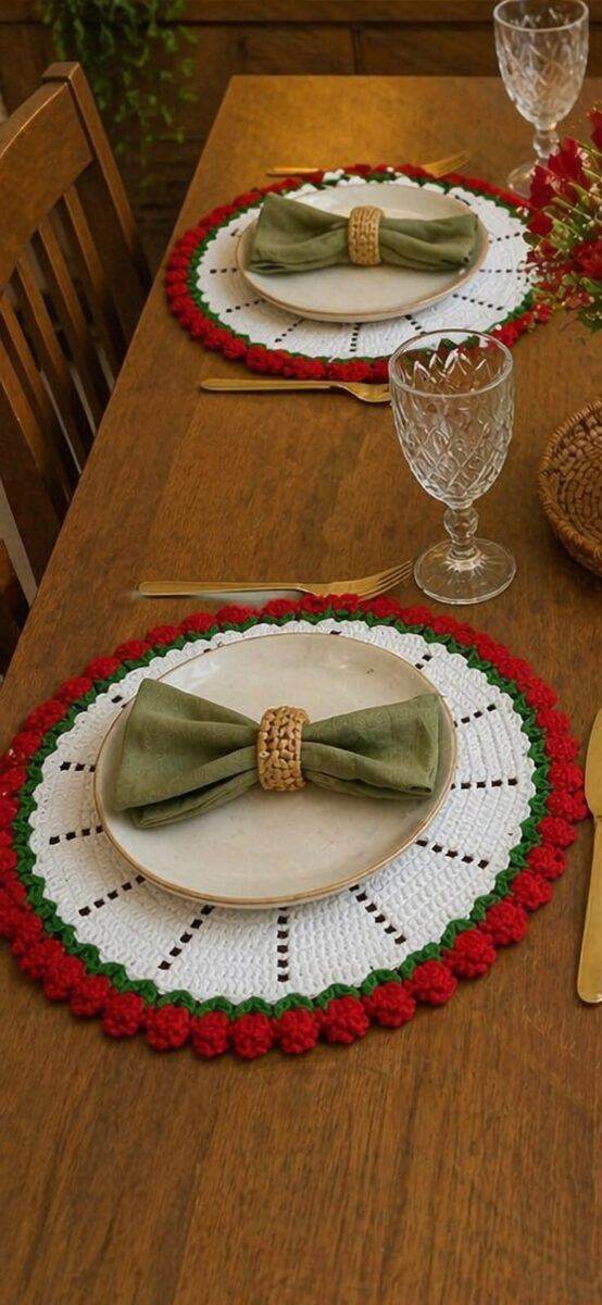 Sousplat de crochê para mesa de Natal